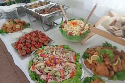 Prostřená tabule